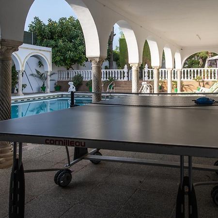Villa Del Manzano Villanueva del Ariscal ภายนอก รูปภาพ