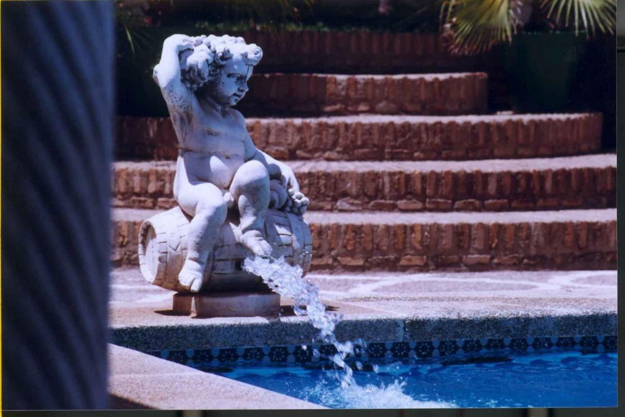 Villa Del Manzano Villanueva del Ariscal ภายนอก รูปภาพ