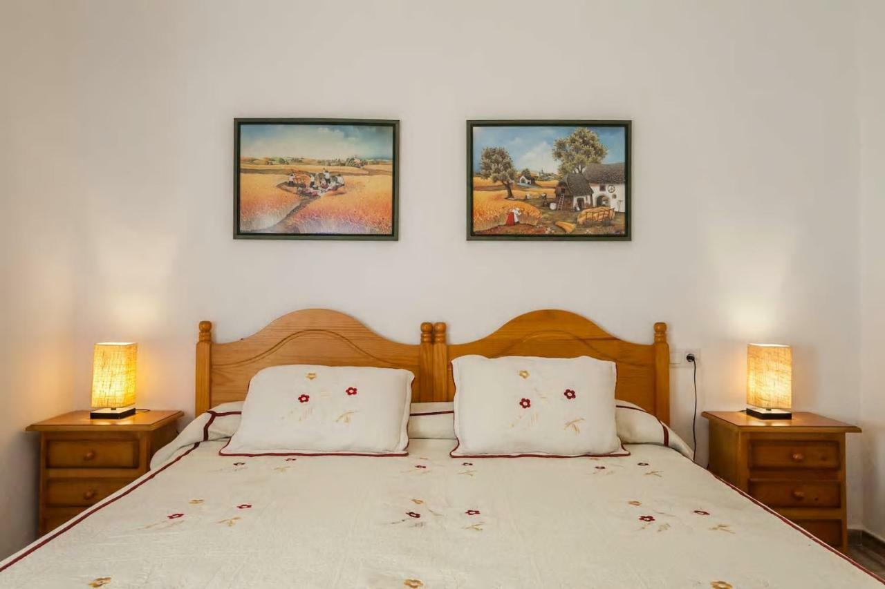 Villa Del Manzano Villanueva del Ariscal ภายนอก รูปภาพ