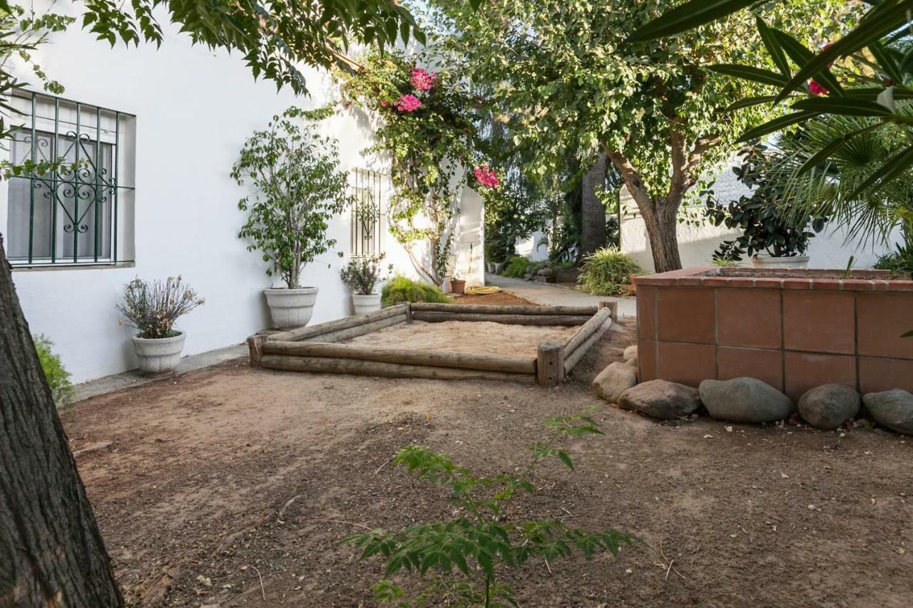 Villa Del Manzano Villanueva del Ariscal ภายนอก รูปภาพ